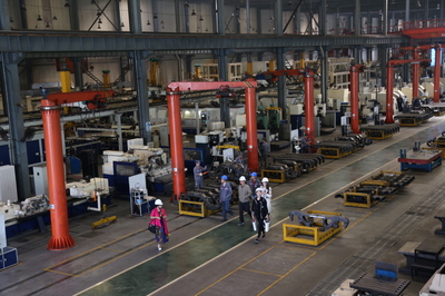 走進(jìn)中車 打造鐵路貨車世界一流企業(yè)